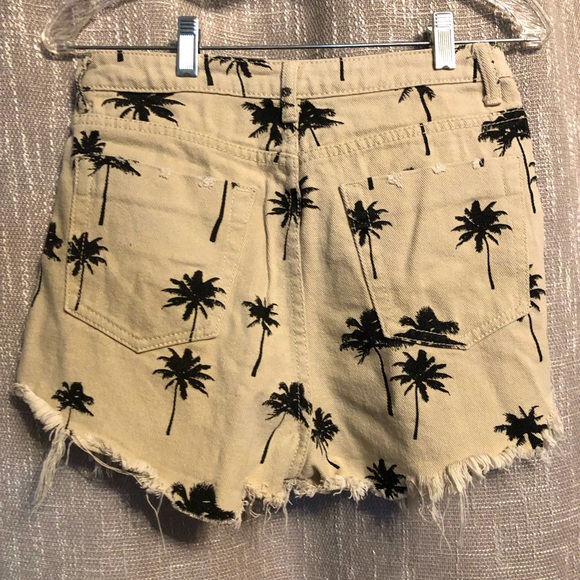 Signature8 Palm Tree Shorts, Black and Tan - Size Medium - Picture 4 of 6